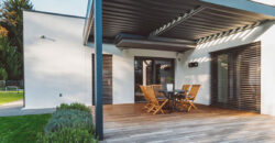 Single House Near, Los Angeles